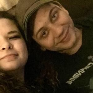 Meet your Posher, Raquel